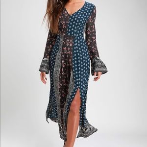 Lulu’s Clover Dark Blue Print Long Sleeve Maxi Dress